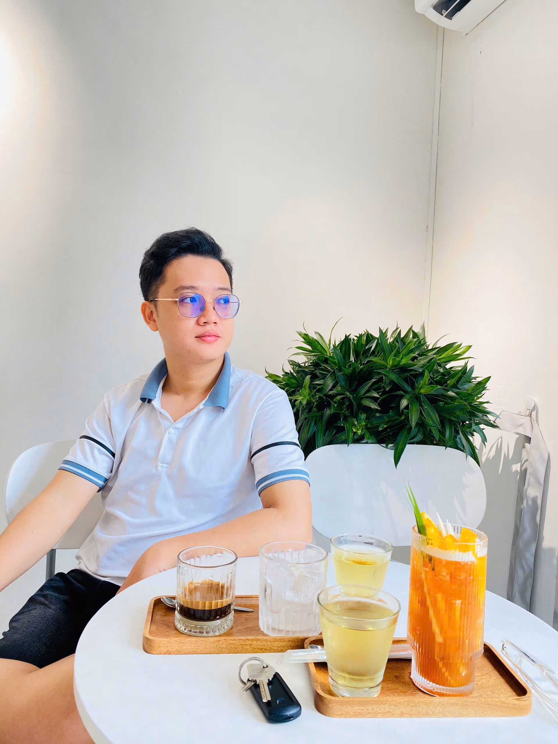 Pictures in the afternoon 🕟